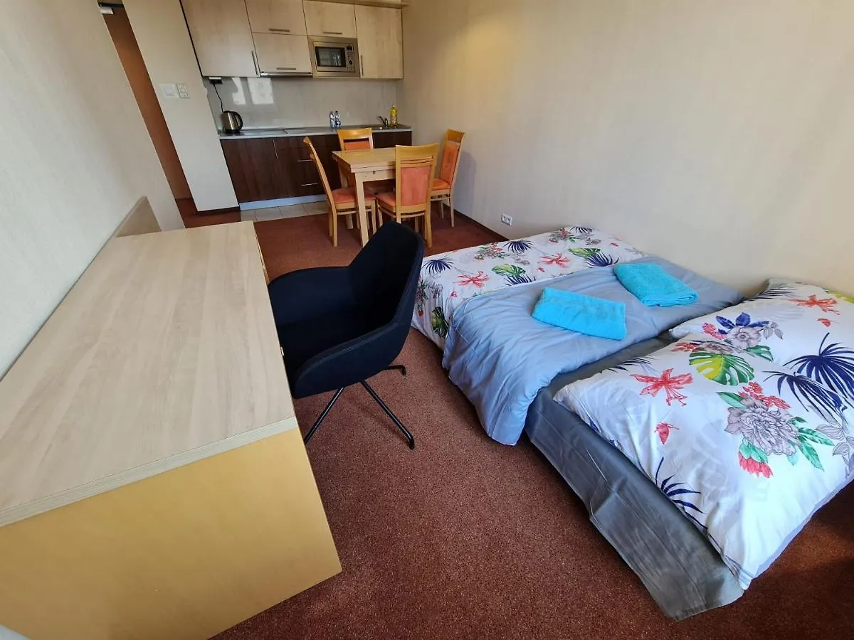 10Q - Z6 Apartament 902 Warsaw